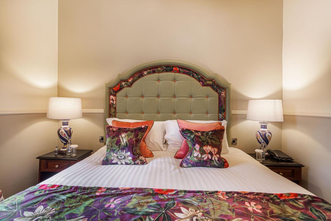 The Wynnstay Hotel, Oswestry, Shropshire Extérieur photo